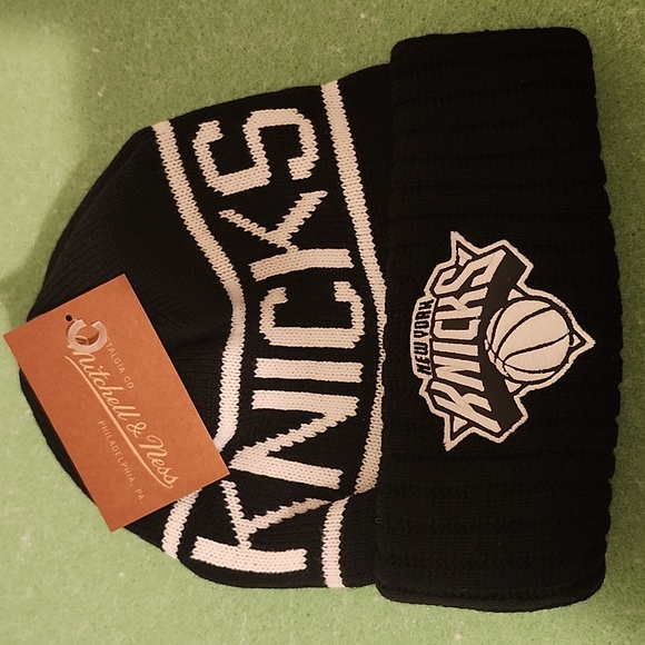 Hat - Picture 4 of 4